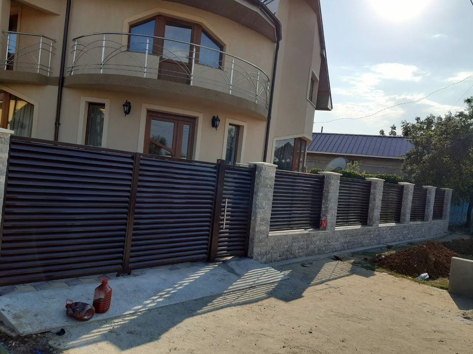 Porti ,garduri,lacre jaluzea , tabla decupata porți fier forjat, lacre