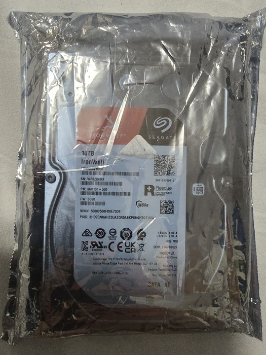 Продам жесткий диск 10 Тб