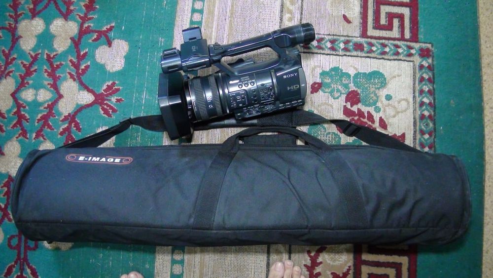 Видеокамера сони 2000.е