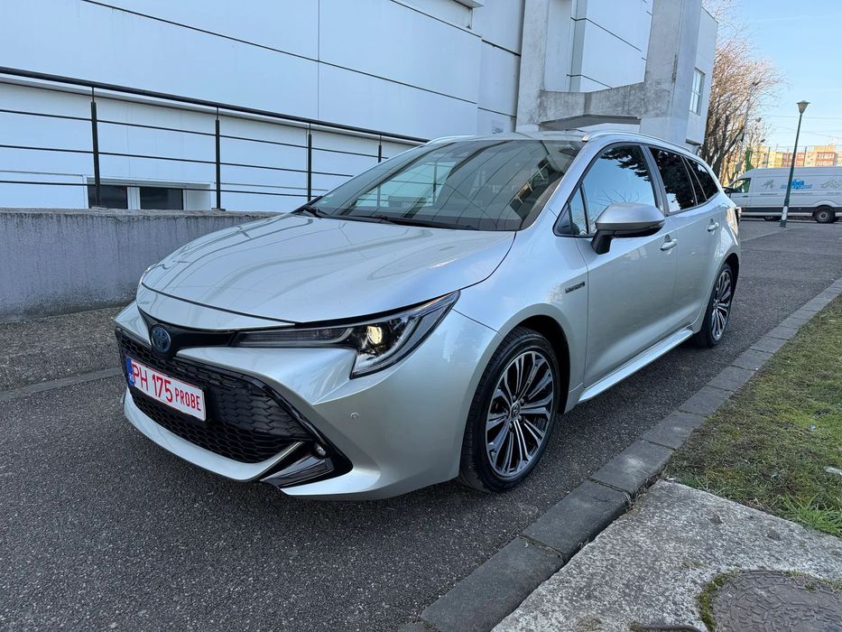 Toyota Corolla Toyota Corolla .2020.1.8 benz+Hybrid.99cp.35.000km