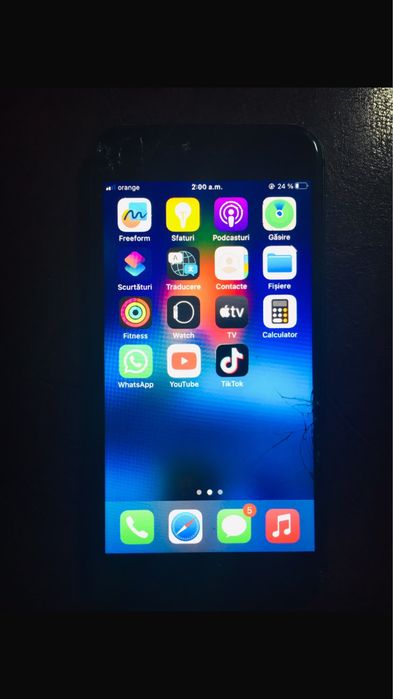 vând sau schimb iphone 8
