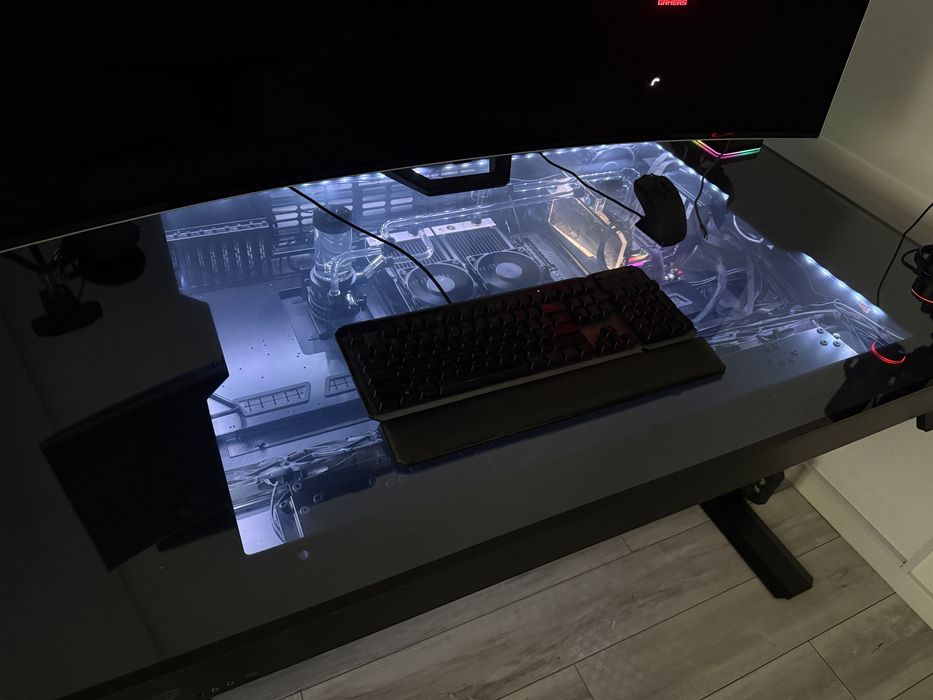 Carcasa tip Birou pentru PC Lian Li DK-05F