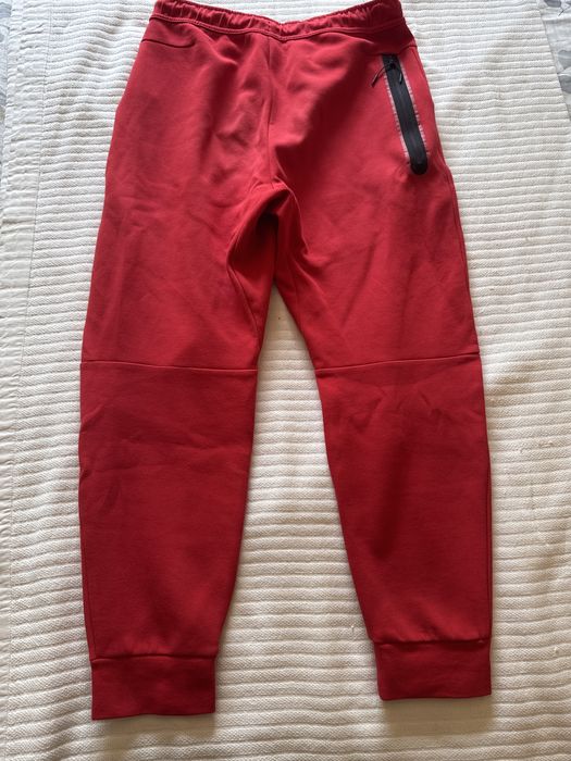 Tech Fleece Red Долнище