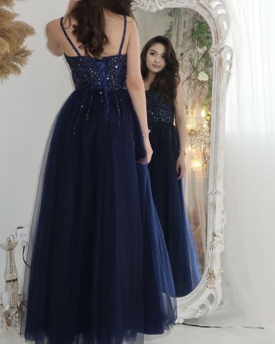 Пышное вечернее платье