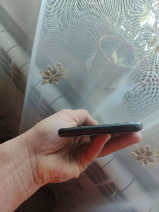 Huawei telefon sotiladi. Holati- yangi.