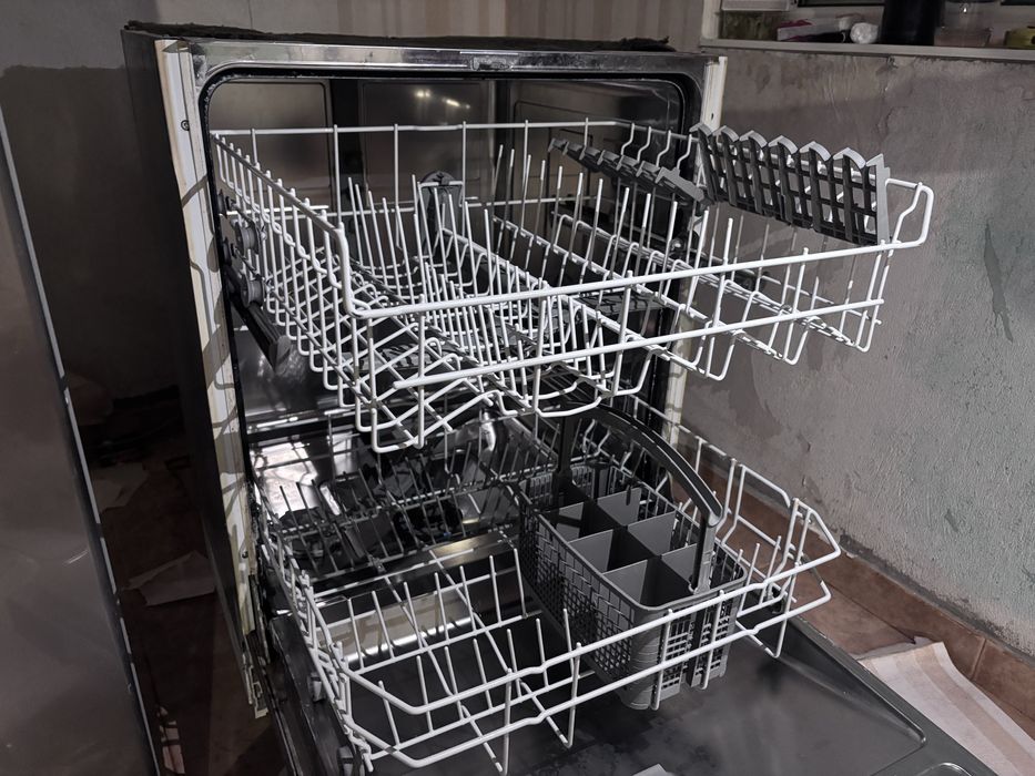 Съдомиялна Bosch