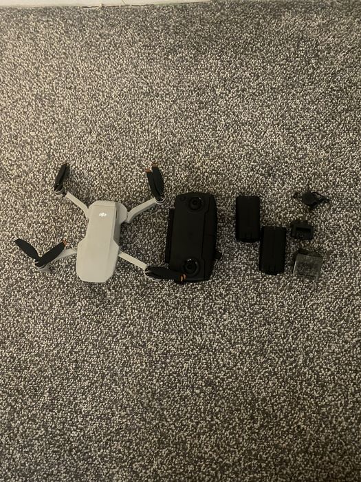 Drona dji mavic mini