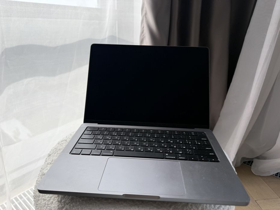 Mac book pro Apple M1 Pro