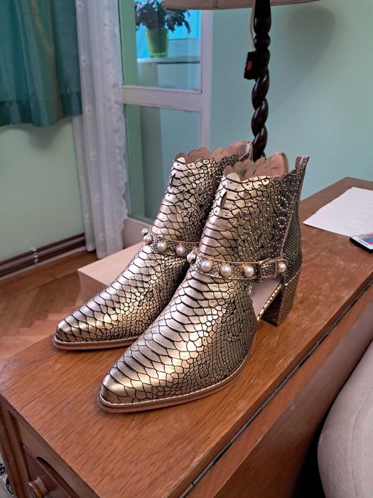 Ciocate din piele de ocazie