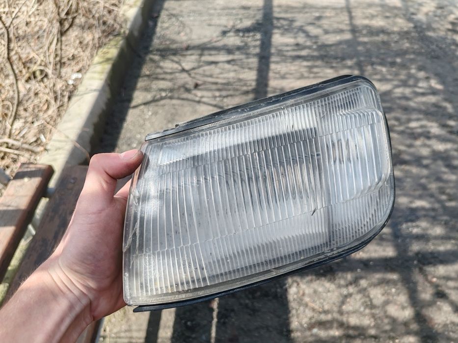 Поворотники mitsubishi chariot 1996