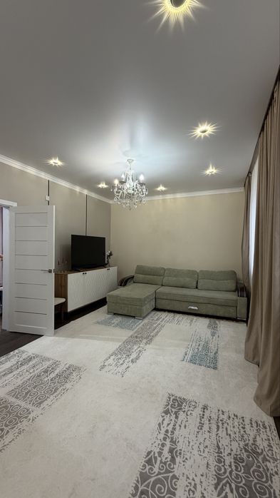 Продается мансардный дом , кирпичный дом