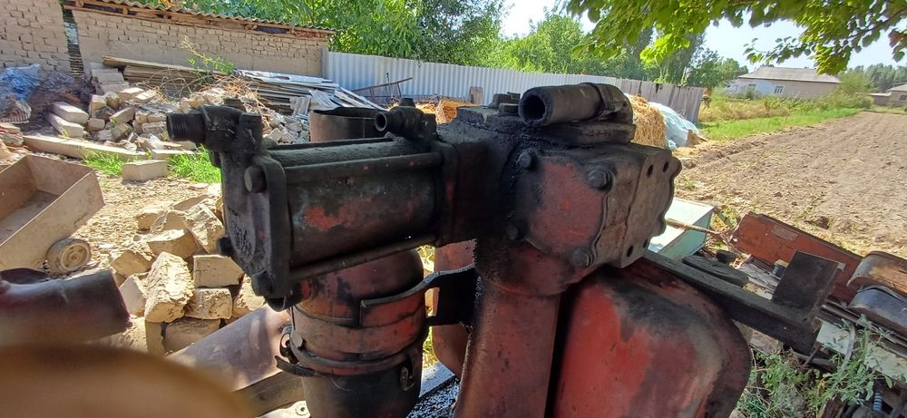 Traktor T28 sotiladi Toshkent Viloyati Bo‘ka Tumanida