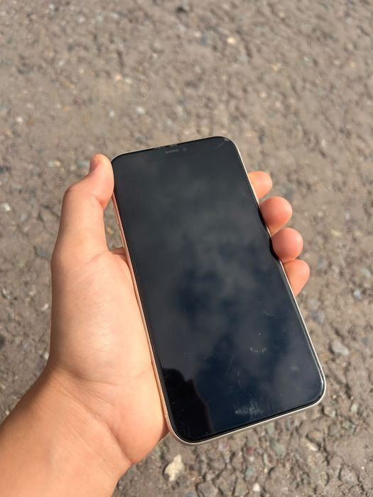 Продам айфон 128 гб