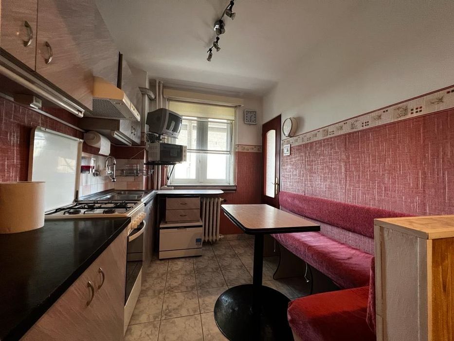 Apartament 3 camere zona Rogerius