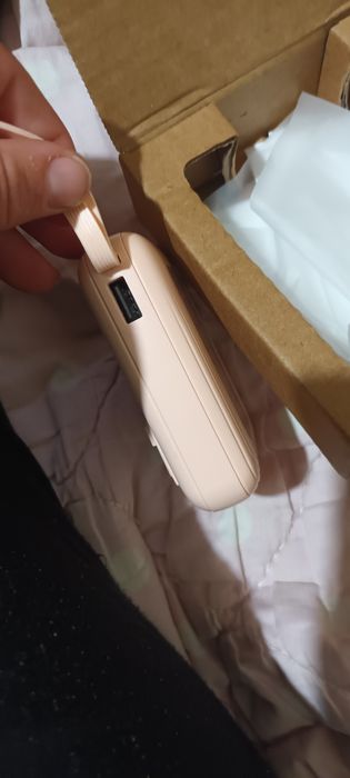 Baterii externe noi