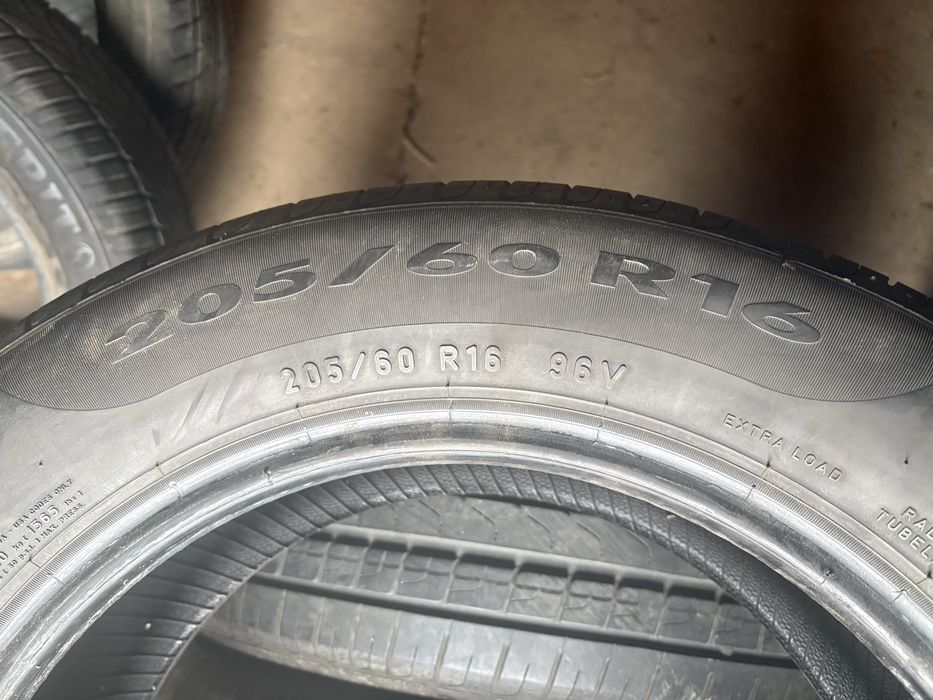 205/60R16 Pirelli