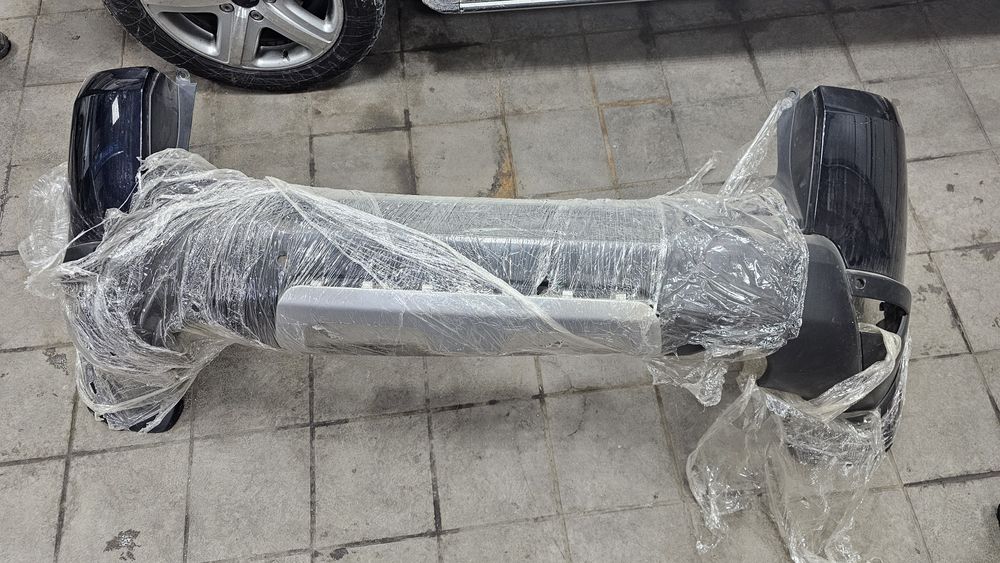 Задний бампер от Range Rover Sport