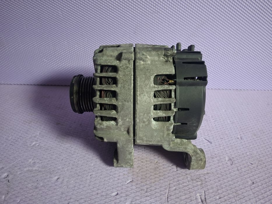 Alternator 180A motor N47 D20 C BMW F20 F21 F22 F30 F31 F32 F33 F34 F36 Cod 7823343 in stare buna de funcționare