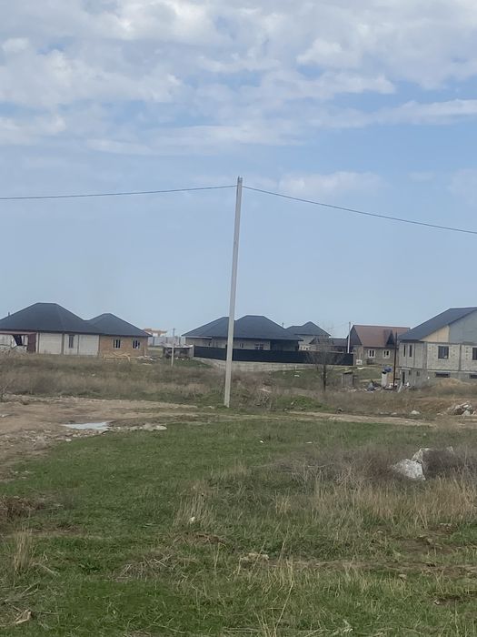 Продам участки в мкр. - МАДИНЕТ.