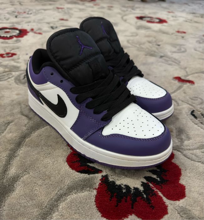 Nike krassovka 39 razmer