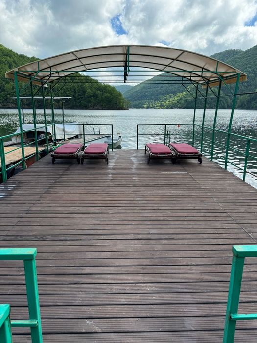 Cabana de inchiriat cu ciubar/Lacul Tarnita/Vila Tarnița/