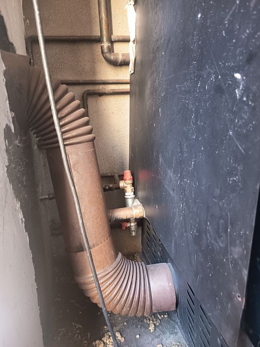 Vând centrala peleți 35 kw  Fornello Pellet King
