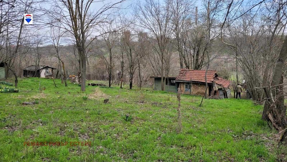 Продава се Парцел в Русе, Промишлена зона - Изток - 980 кв.м за 8 €/кв.м - Снимка #1
