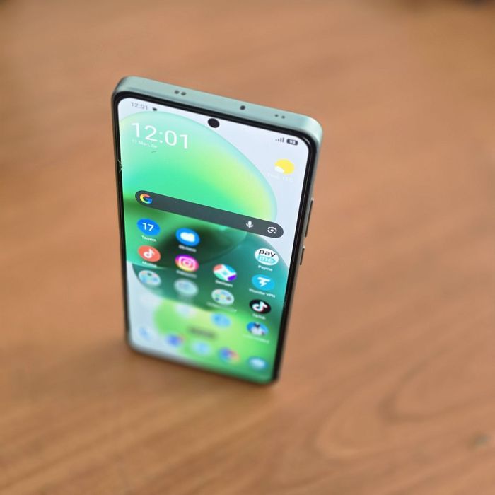 P0CO X7 PRO 12 _ 256