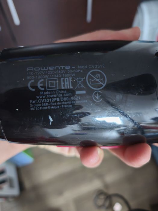 2 uscătoare par ALBIPRO 3500Ionic și Rowenta CV3312
