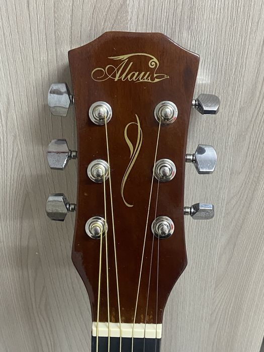 Гитара маи 38с как новый