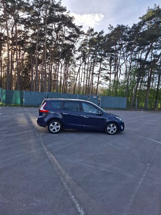 RENAULT Grand Scenic 2011 — imagine 4