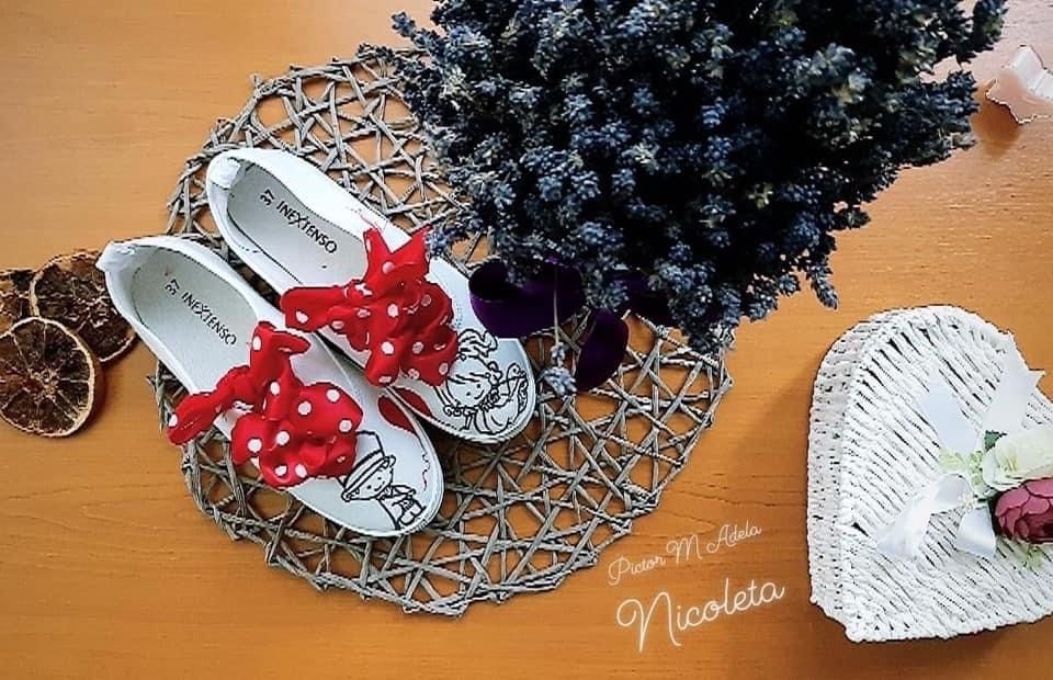 Tenisi pentru nunta si botez