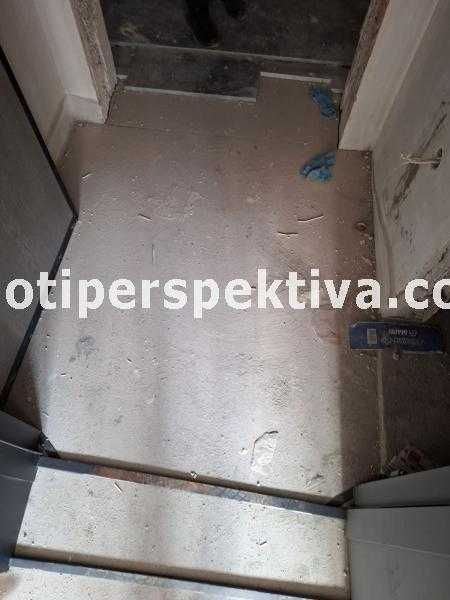 Продава се Едностаен апартамент в Пловдив, Кючук Париж - 41 кв.м за 1122 €/кв.м - Снимка #3