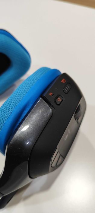 компютърни слушалки Logitech G930 wireless - за части или ремонт