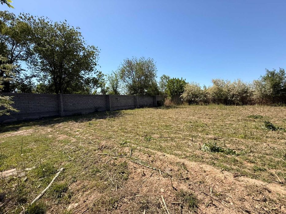 Земельный участок