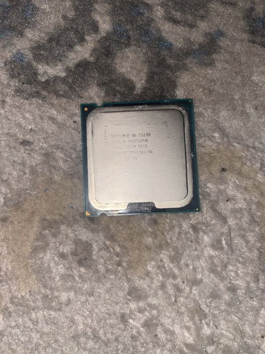 Продам процессор Intel Pentium е6600