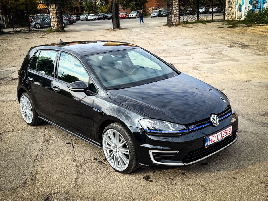 VW Golf GTE Hybrid