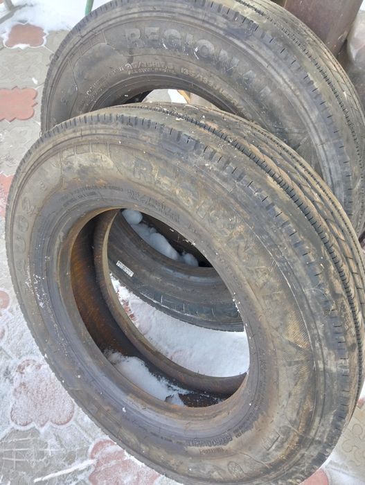 Рулевые шины 215/75R17.5