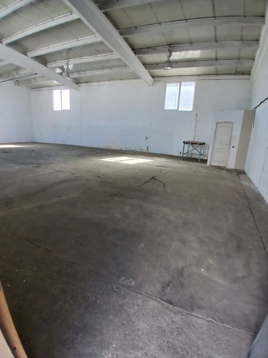 Hala de inchiriat pe strada abatorului nr 12