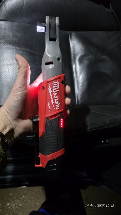 Milwaukee m12 clichet