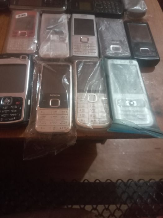Продаю телефоны нокиа орегенал