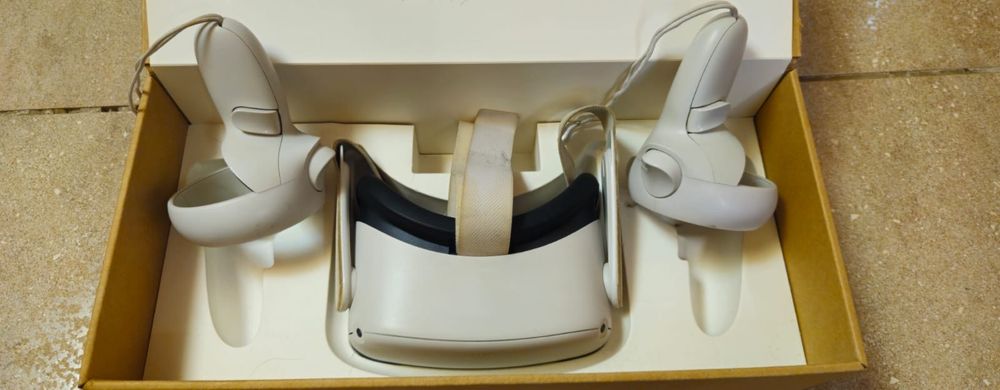 Б/у Oculus Quest 2