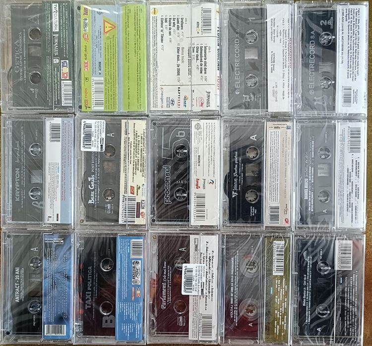 Casete audio sigilate cu muzică Rock, Folk