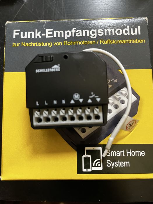 Modul receptor radio cu fir, la frecvența de 868,4 MHz.