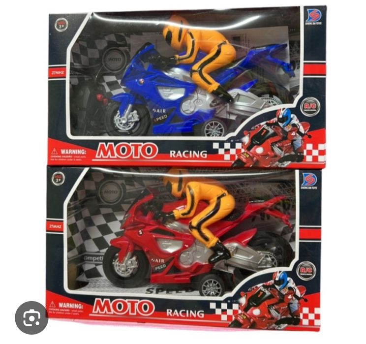 Мотоциклет с пилот, пластмасов