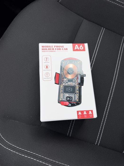 Suport de telefon auto cu incarcate wirles