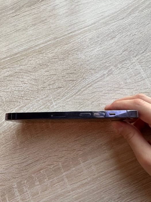 iPhone 14 pro purple