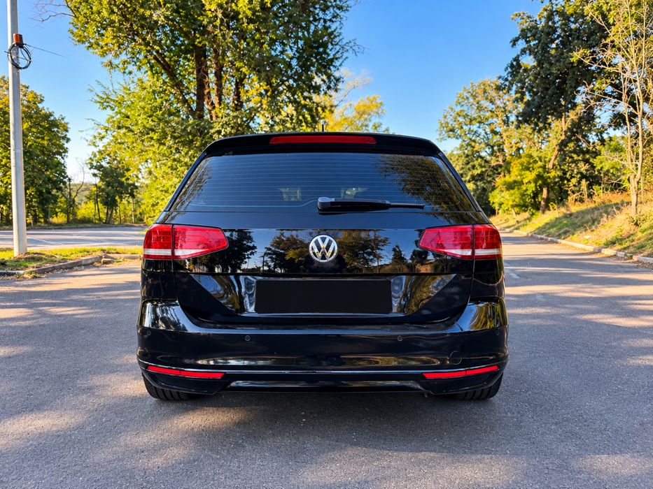 Volkswagen Passat B8 Variant 2.0 TDI 150 CP DSG | ACC | Scaune electrice + masaj | 2016