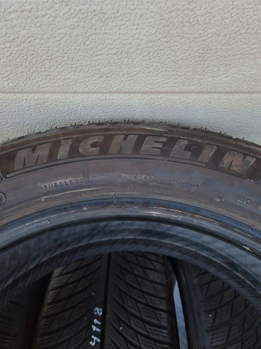 Зимни гуми 4 броя MICHELIN PilotAlpin 5Suv 235 50 R19