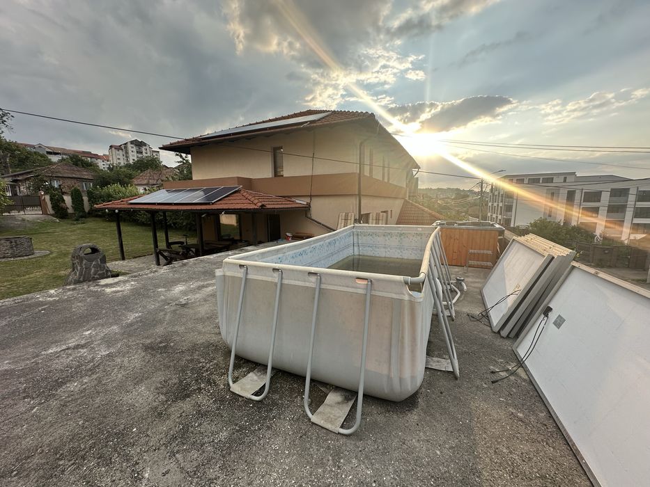 piscina in cadru metalic